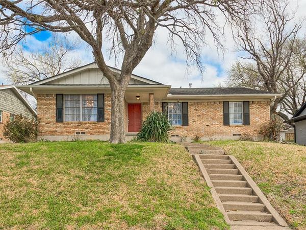 8925 Stanwood Drive, Dallas, TX 75228