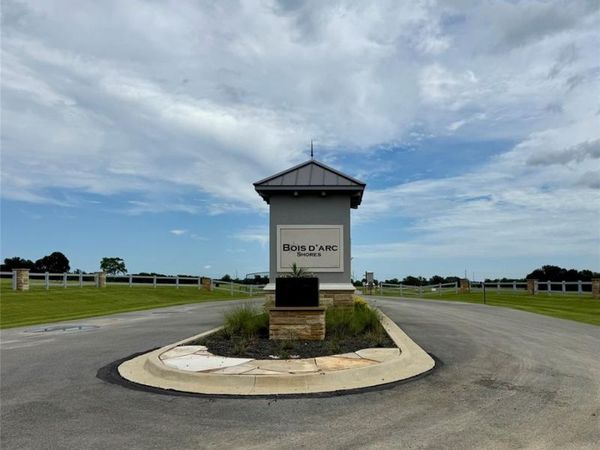 430 Shoreline Drive , Dodd City, TX 75438