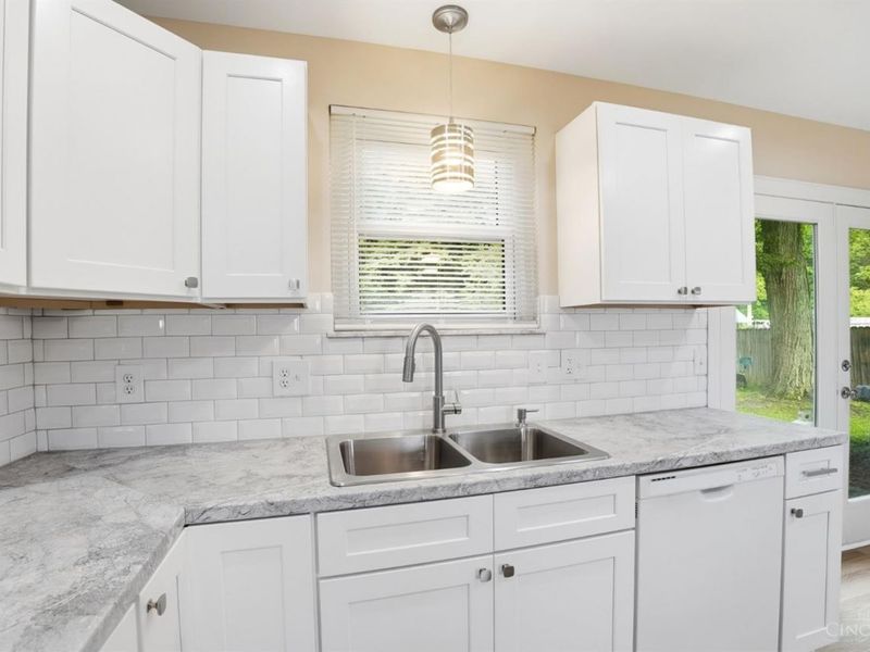 Pleasant Plain, OH 45162 Photo 13