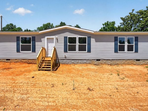 477 Salem Rd , McMinnville, TN 37110