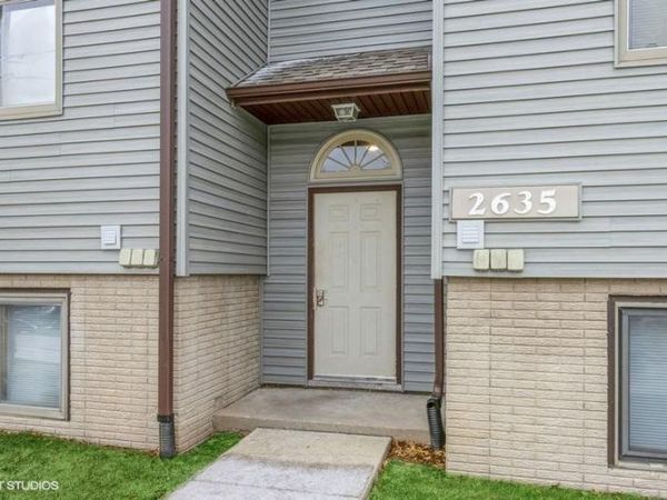 2635 Westwinds Drive, Unit 1, Iowa City, IA 52246