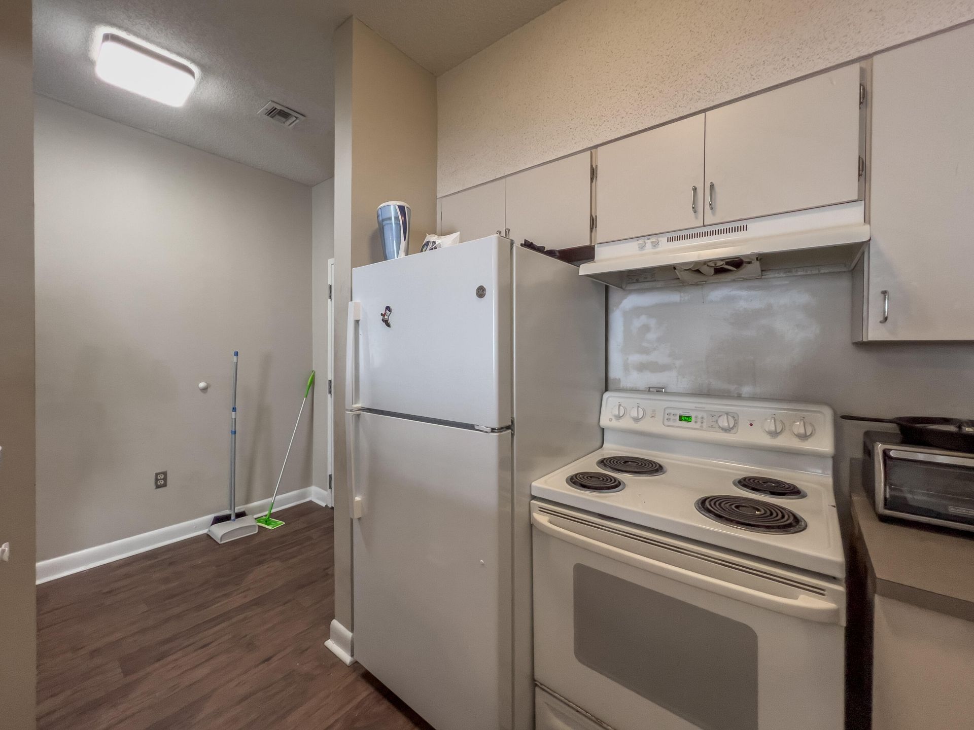 151 Calhoun Street Photo 6