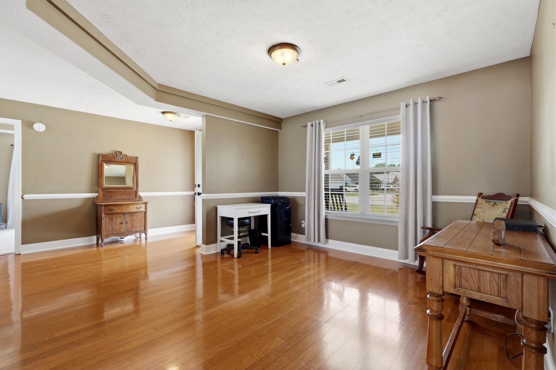 825 Golden Eagle Dr. Photo 10