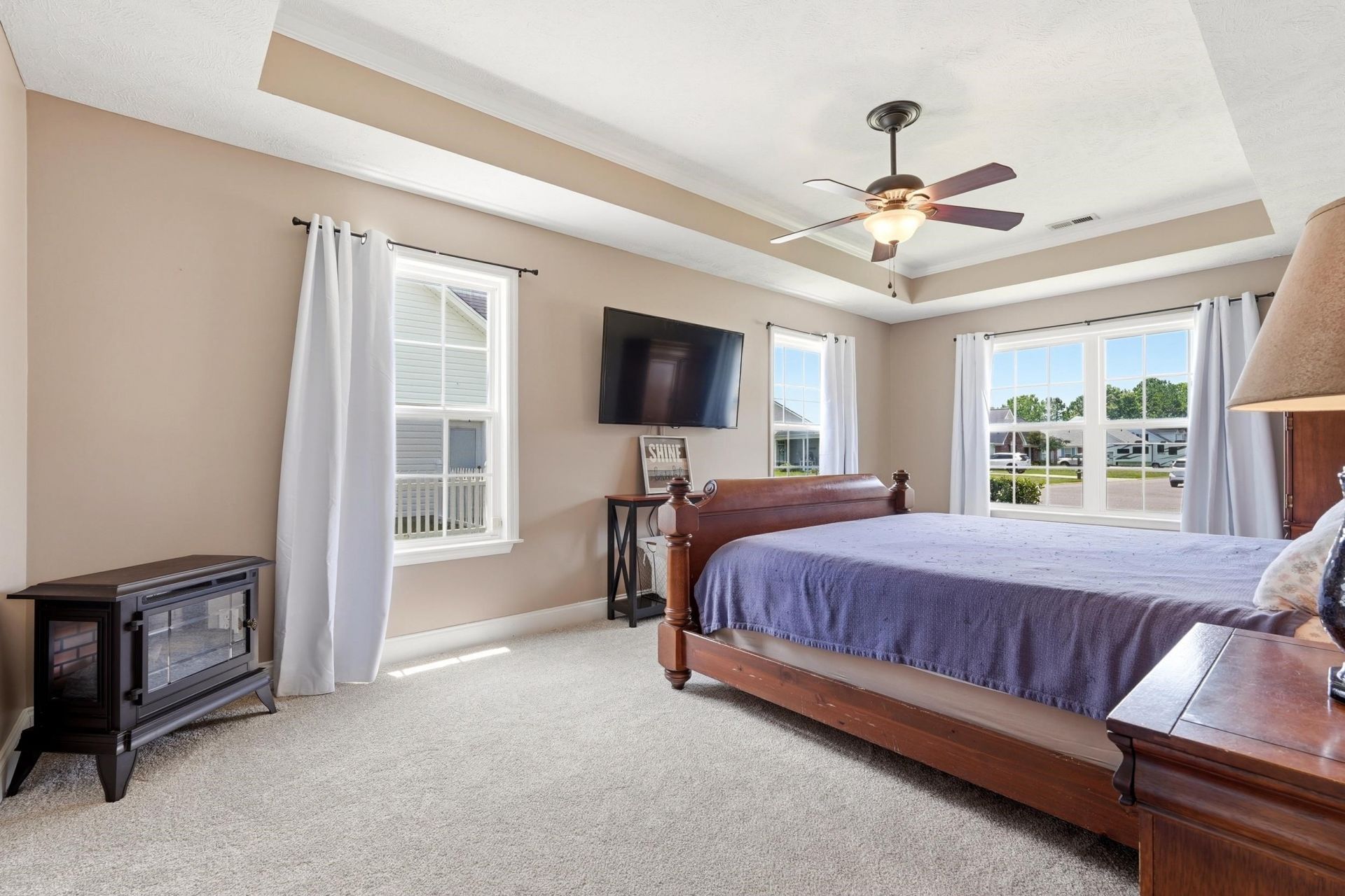 825 Golden Eagle Dr. Photo 11