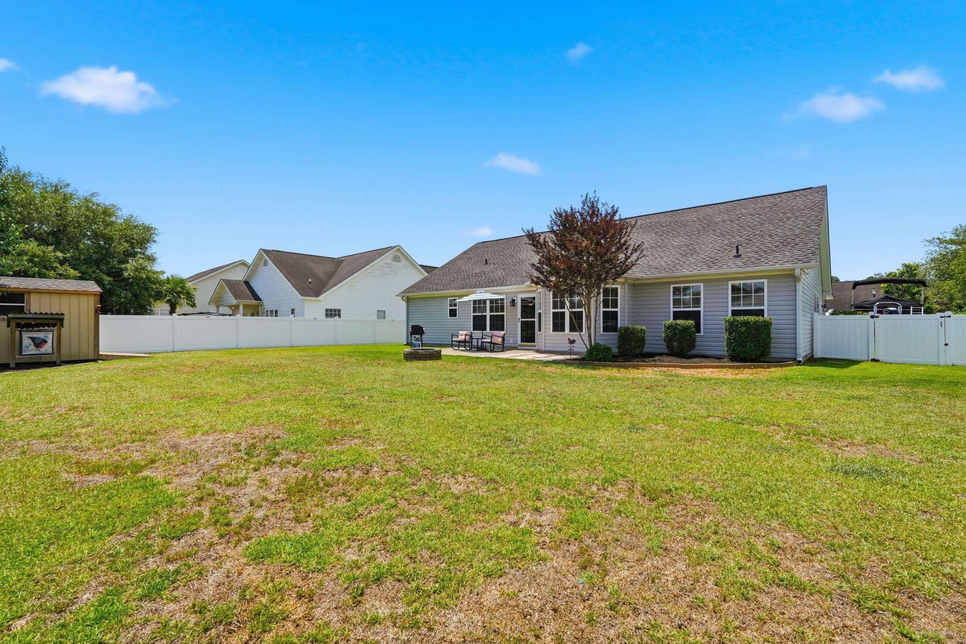 825 Golden Eagle Dr. Photo 22