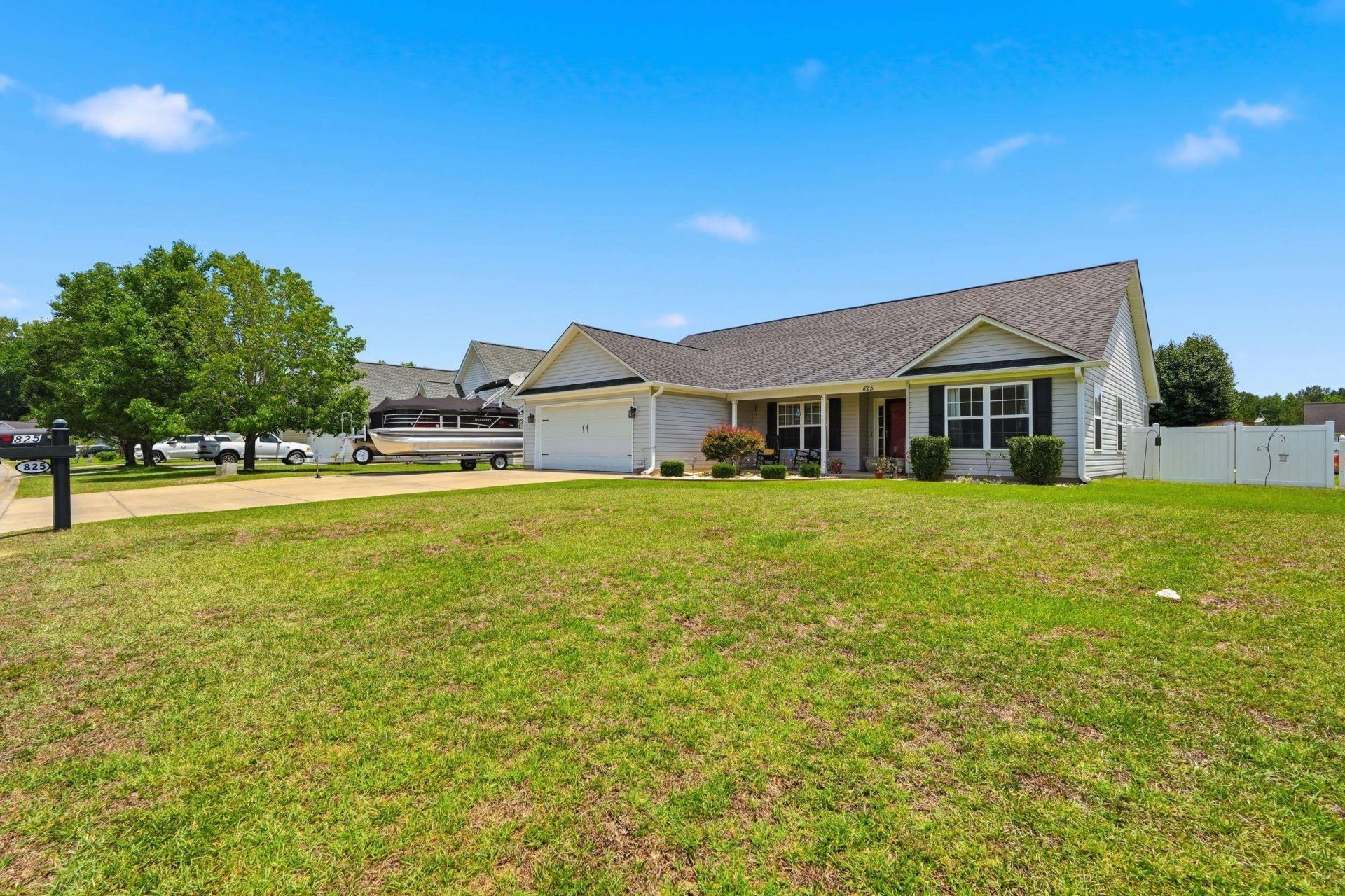 825 Golden Eagle Dr. Photo 23
