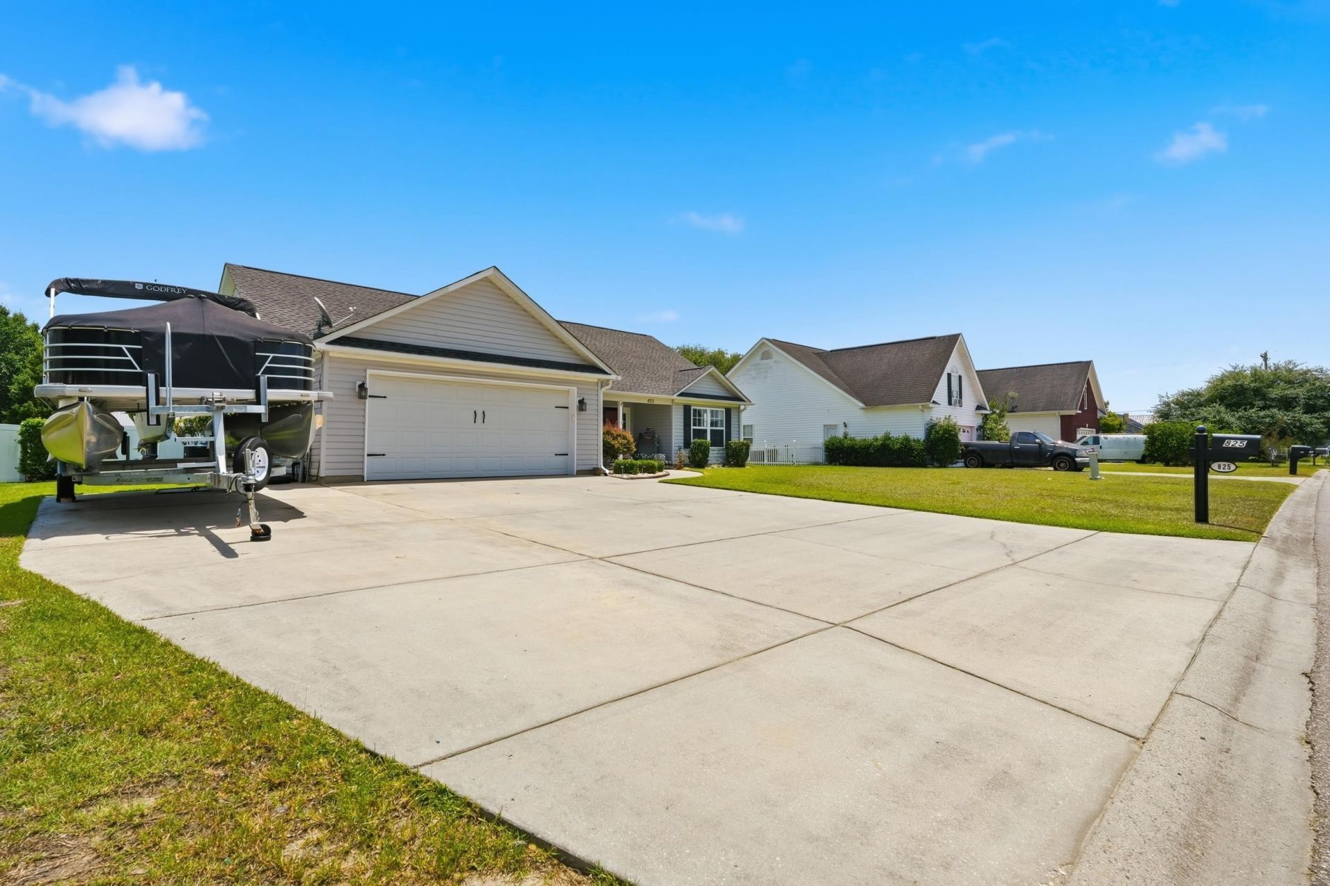 825 Golden Eagle Dr. Photo 26