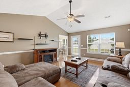 825 Golden Eagle Dr. photo 4