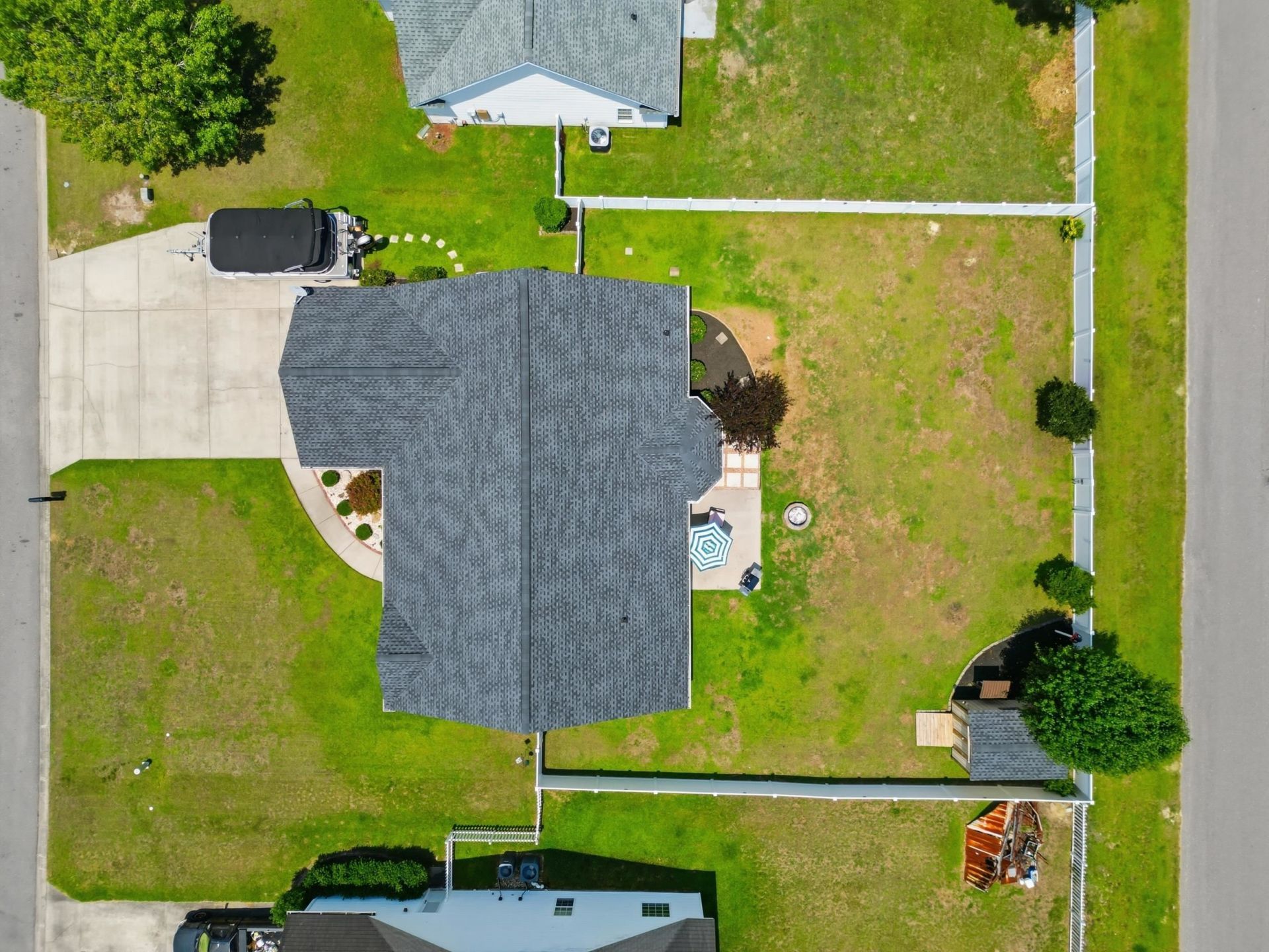 825 Golden Eagle Dr. Photo 32