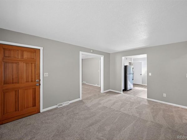 26 Newland Court , Denver, CO 80226