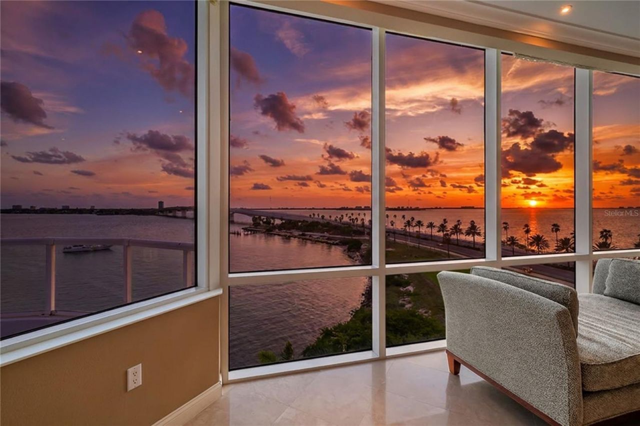 136 Golden Gate Point, Unit 602, Sarasota, FL 34236 Photo