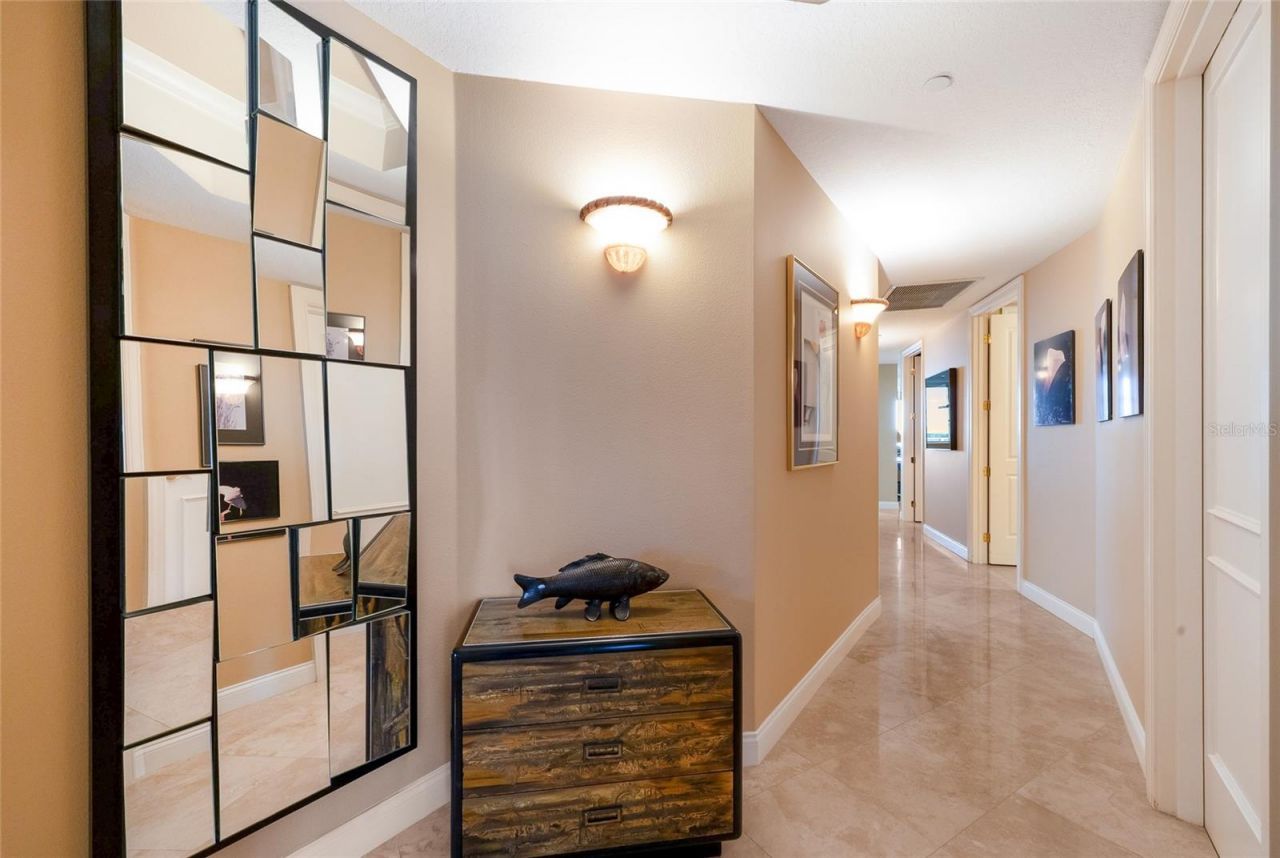 136 Golden Gate Point, Unit 602, Sarasota, FL 34236 Photo