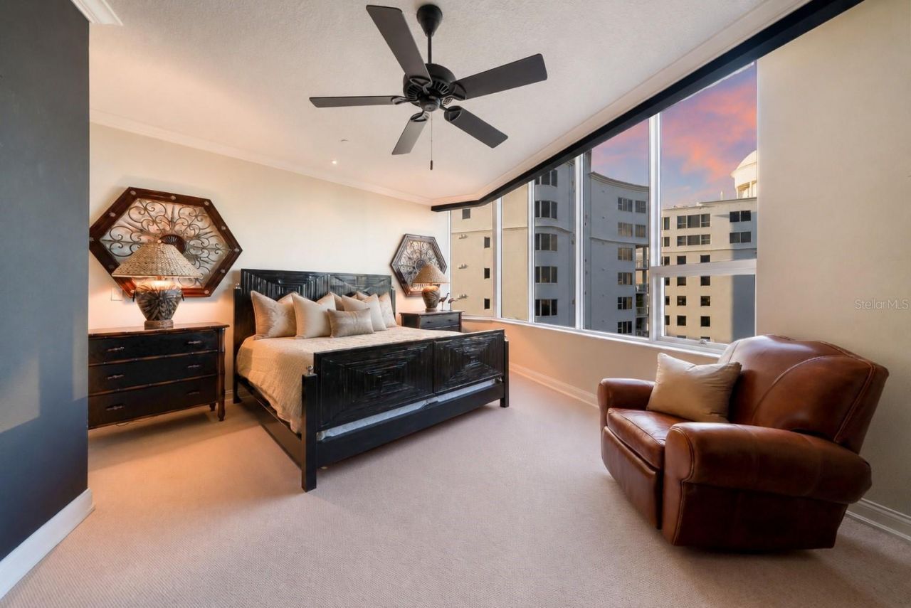 136 Golden Gate Point, Unit 602, Sarasota, FL 34236 Photo
