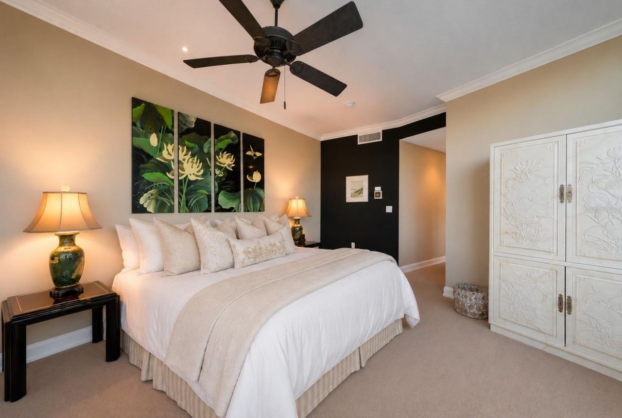 136 Golden Gate Point, Unit 602, Sarasota, FL 34236 Photo