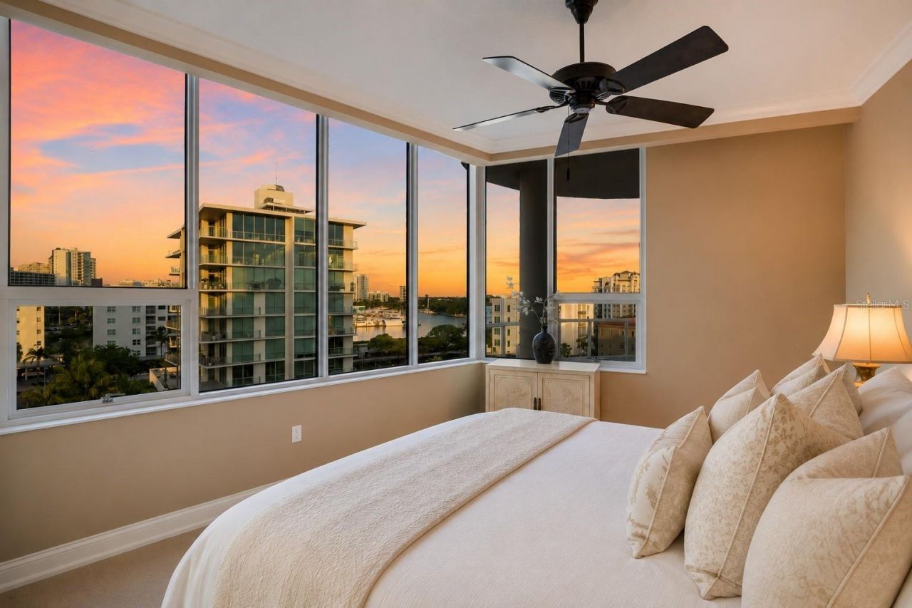 136 Golden Gate Point, Unit 602, Sarasota, FL 34236 Photo