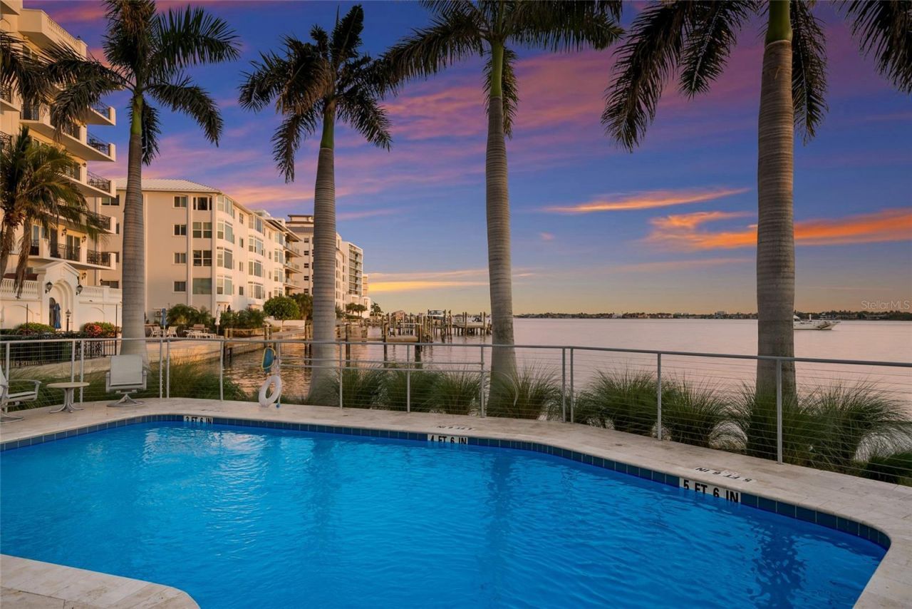 136 Golden Gate Point, Unit 602, Sarasota, FL 34236 Photo