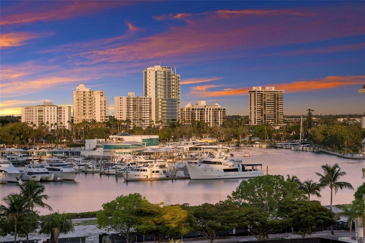 136 Golden Gate Point, Unit 602, Sarasota, FL 34236 Photo