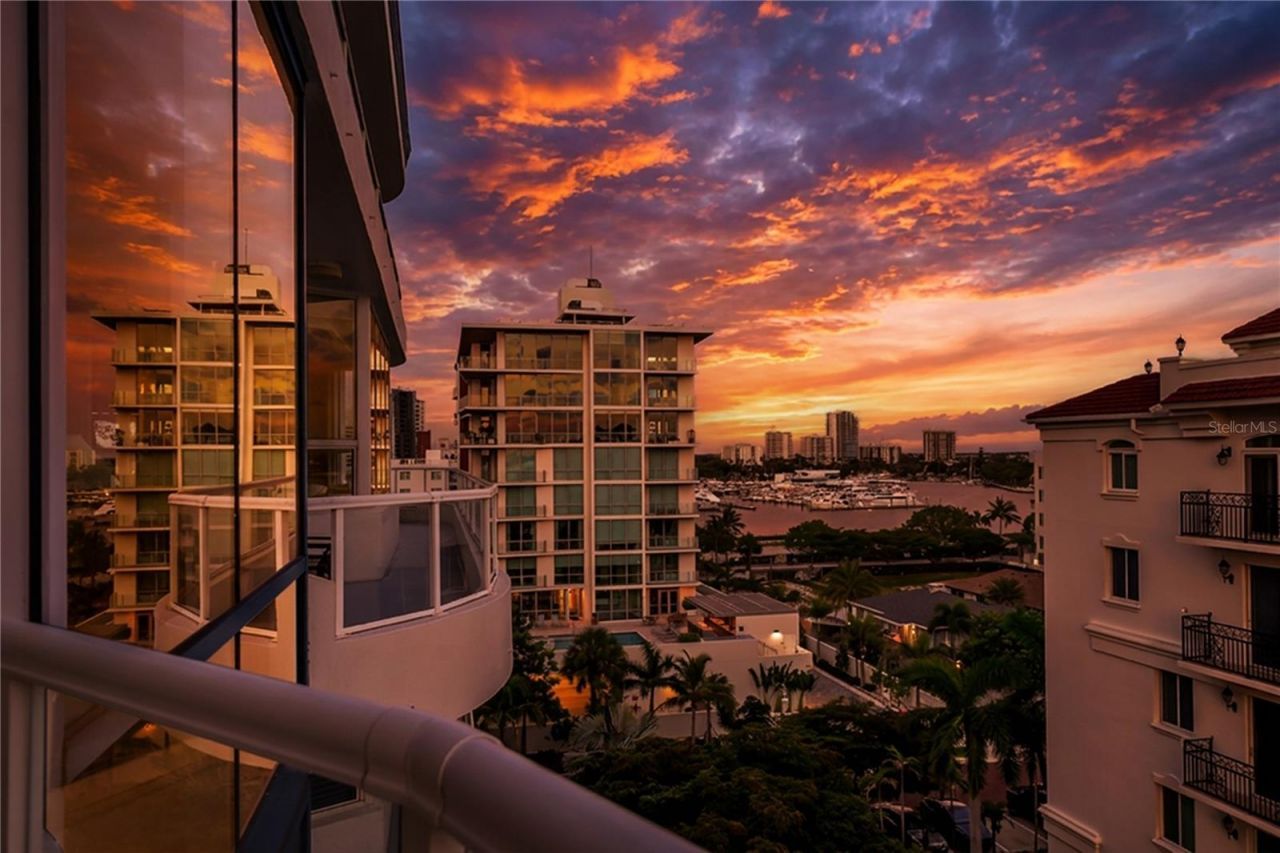136 Golden Gate Point, Unit 602, Sarasota, FL 34236 Photo