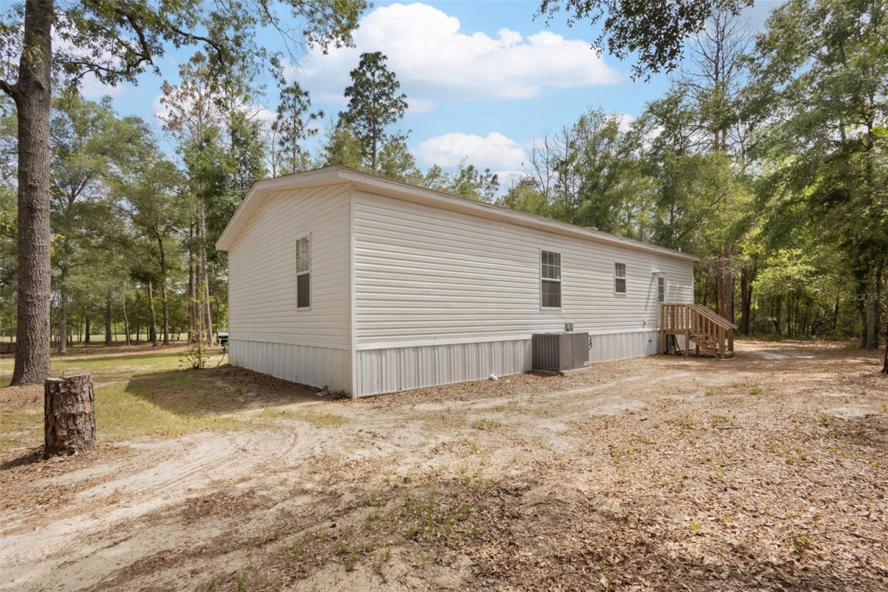 2298 NW 10th Street, Bell, FL 32619 Photo