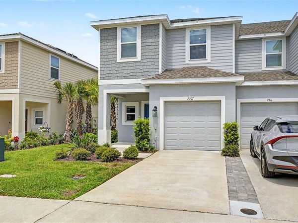 2307 PARAVANE WAY , WESLEY CHAPEL, FL 33543