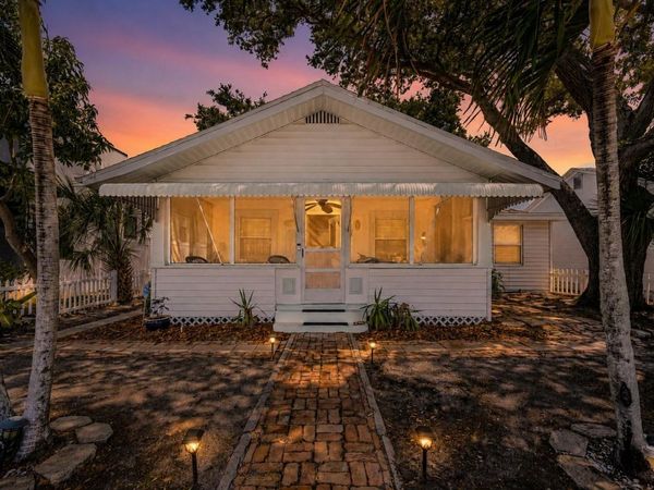 3829 2ND AVENUE N, ST PETERSBURG, FL 33713