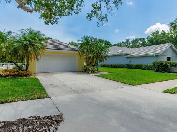 7533 SE Autumn Lane, Hobe Sound, FL 33455