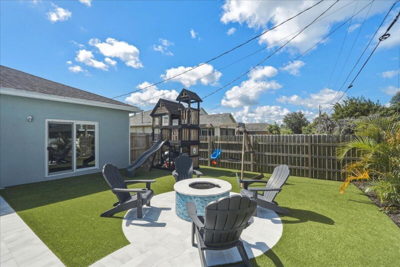 2142 SW Pruitt Street, Port Saint Lucie, FL 34953 Photo