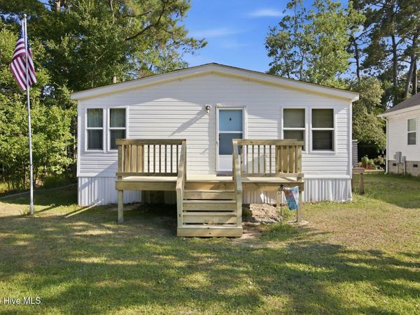 655 Brookneal Street SE, Bolivia, NC 28422