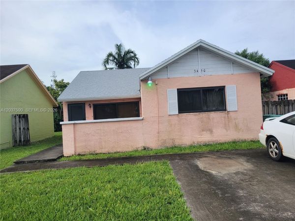Miami Gardens, FL 33056