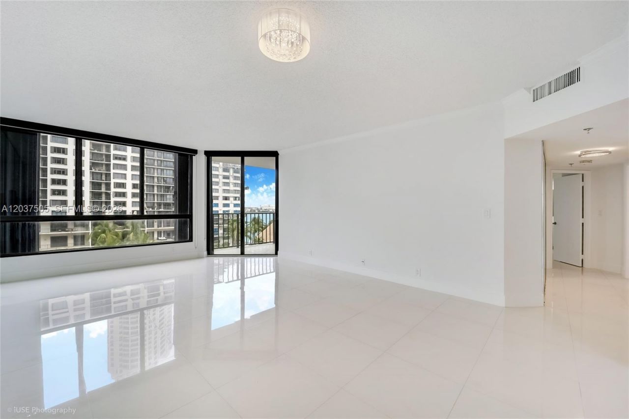 520 Brickell Key Dr , Unit A802, Miami, FL 33131 Photo