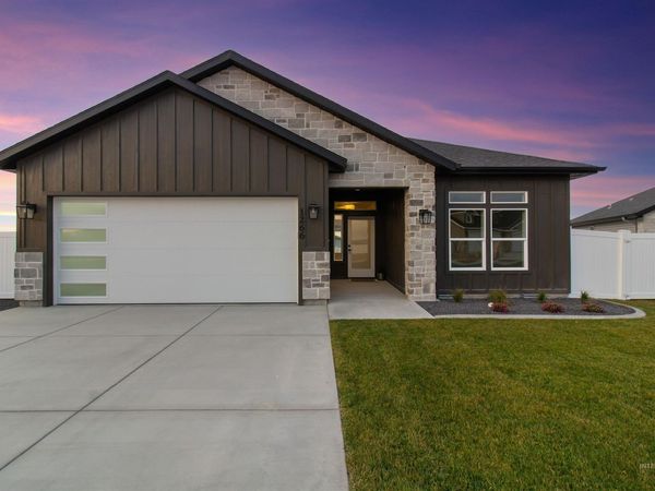 1266 Crestview Dr., Twin Falls, ID 83301