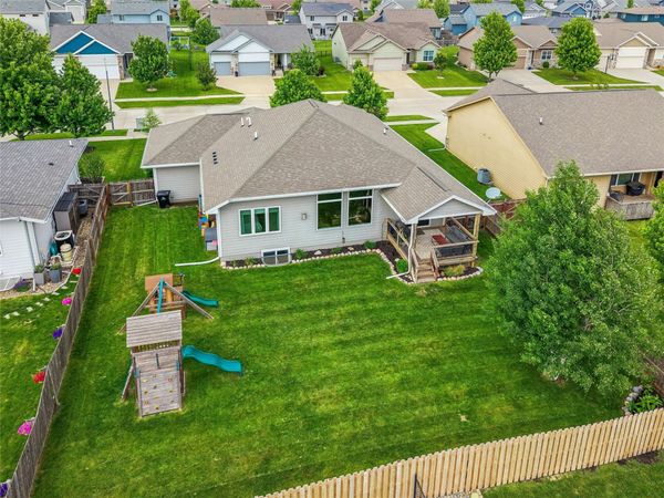 590 NE Meridian Drive, Waukee, IA 50263
