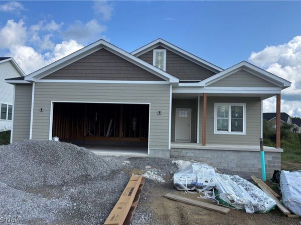 1482 Lake Front Boulevard, North Lima, OH 44452