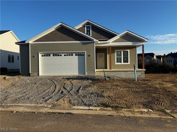 1482 Lake Front Boulevard, North Lima, OH 44452