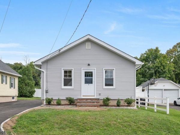 7 Clay St, Wharton, NJ 07885