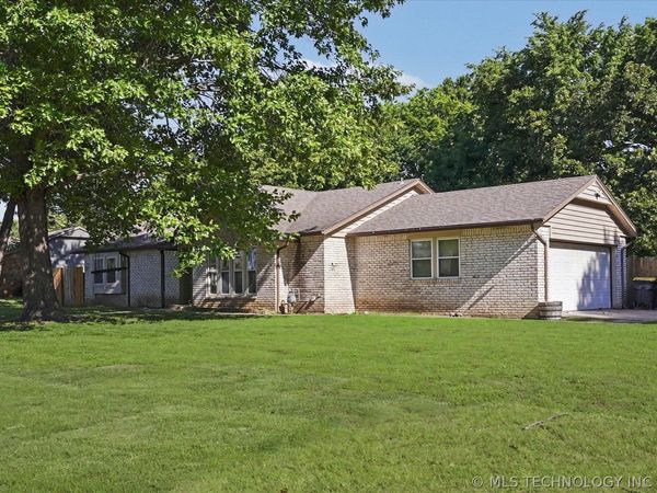 3637 E 143rd Street S, Bixby, OK 74008