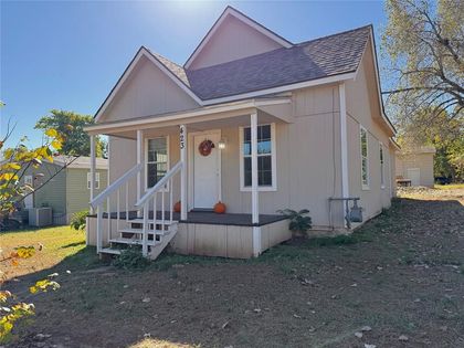 423 Loy Street Meeker, OK 74855