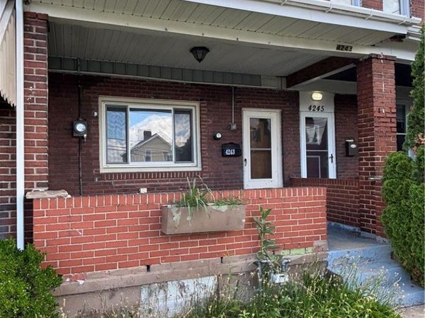 4243 Gladstone St, Pittsburgh, PA 15207