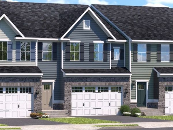 135 Olivia Drive, Eighty Four, PA 15330
