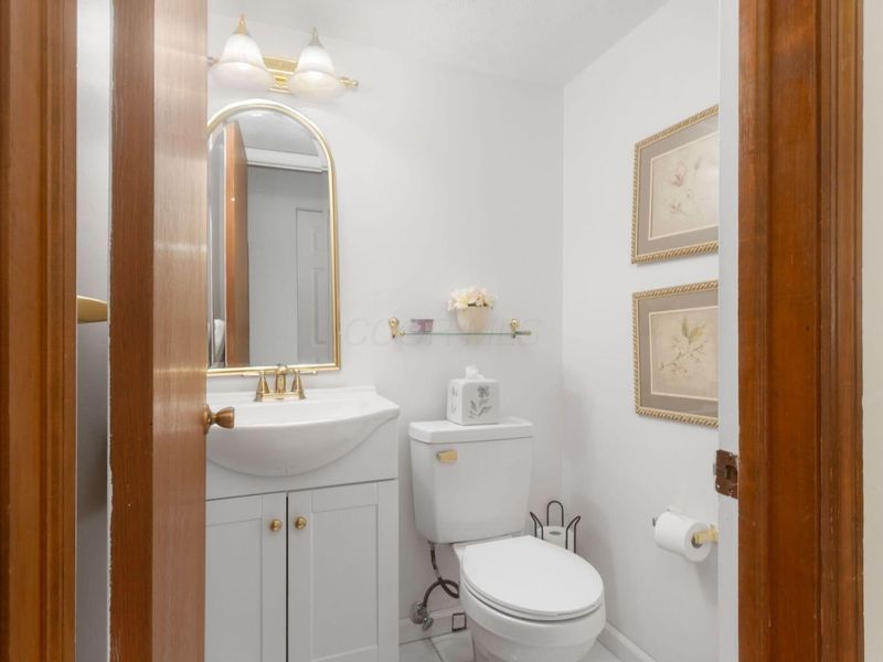 3108 Arlingtowne Lane, Columbus, OH 43221 Photo 12