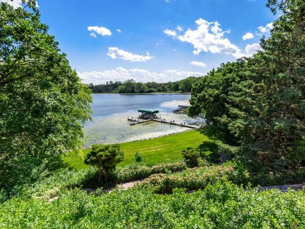 7011 Willow Creek Road, Eden Prairie, MN 55344