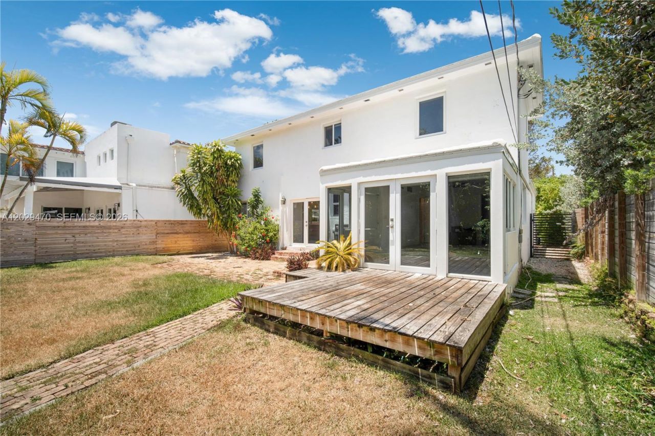 550 W 49th St, Unit n/a, Miami Beach, FL 33140 Photo