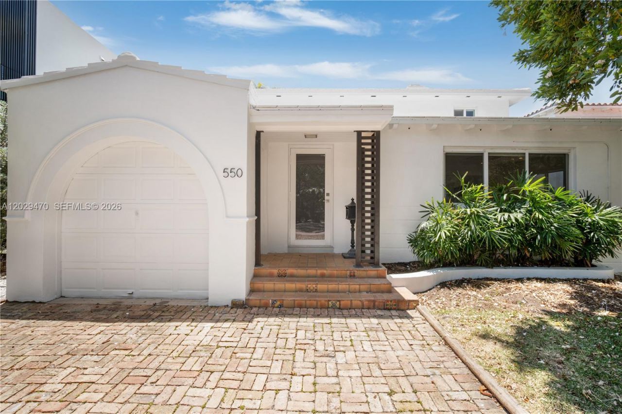 550 W 49th St, Unit n/a, Miami Beach, FL 33140 Photo