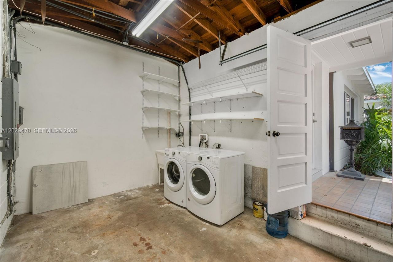 550 W 49th St, Unit n/a, Miami Beach, FL 33140 Photo