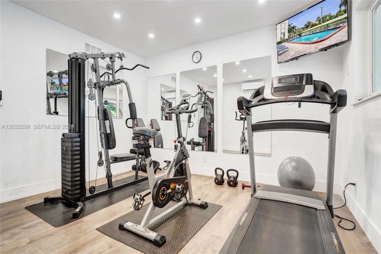 3181 S Ocean Dr, Unit 107, Hallandale Beach, FL 33009 Photo
