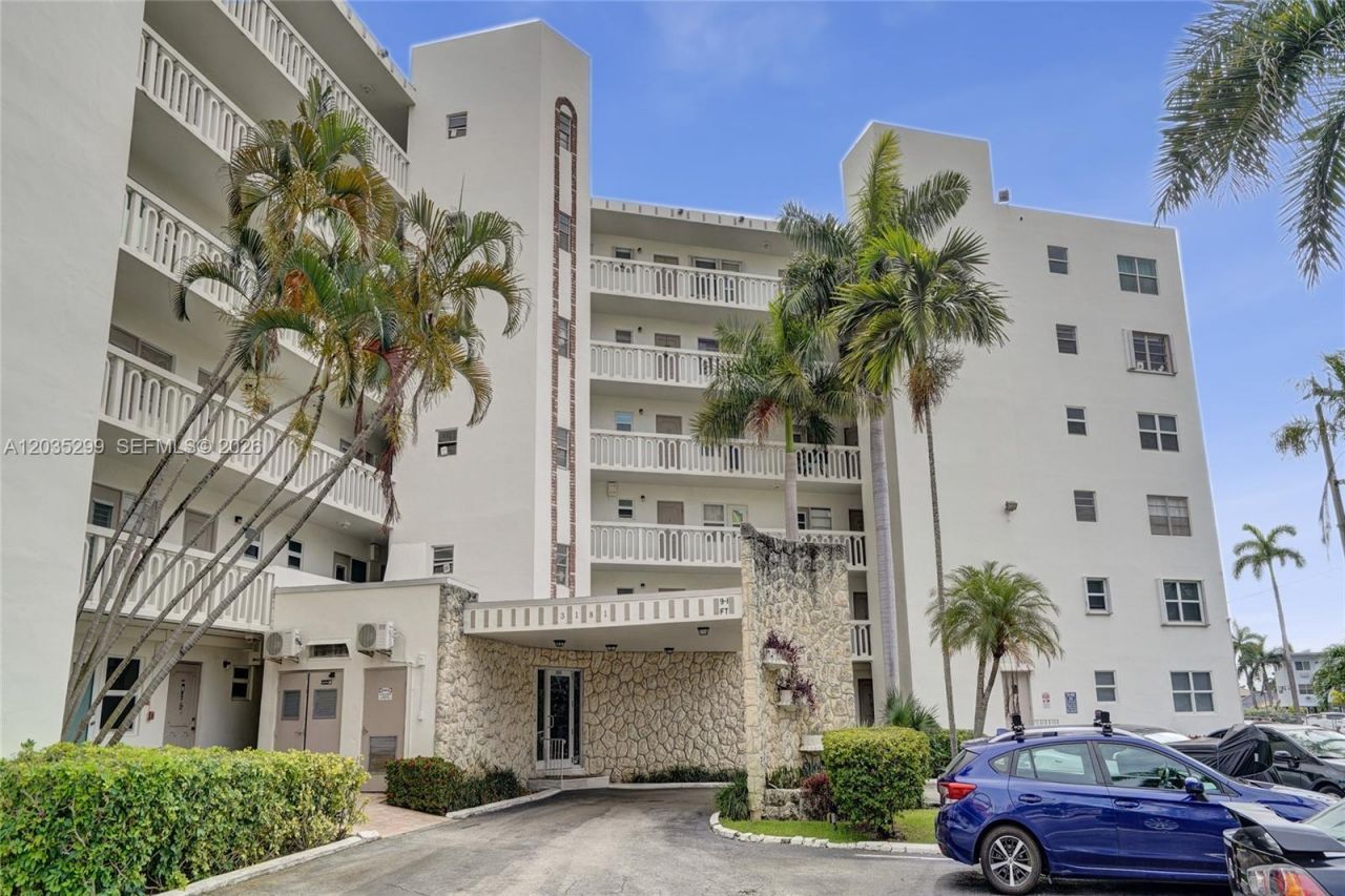 3181 S Ocean Dr, Unit 107, Hallandale Beach, FL 33009 Photo