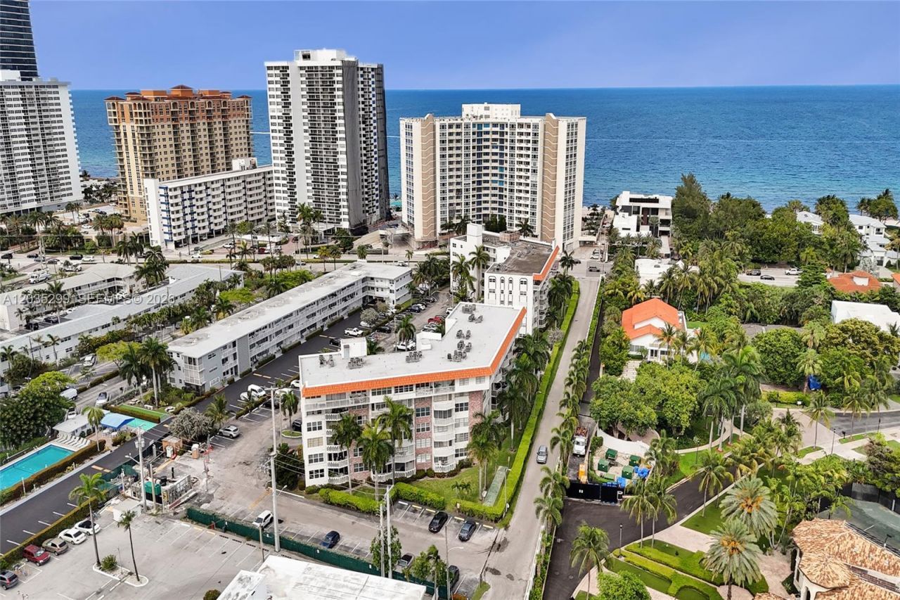 3181 S Ocean Dr, Unit 107, Hallandale Beach, FL 33009 Photo