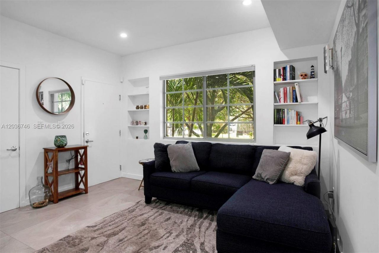 901 3rd St , Unit 3, Miami Beach, FL 33139 Photo