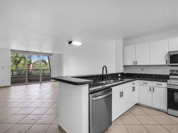 1401 Bay Rd , Unit 409, Miami Beach, FL 33139