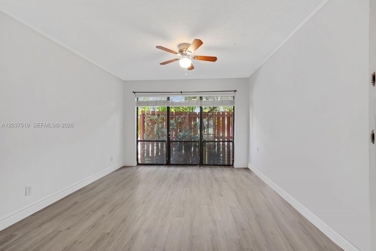 301 N Pine Island Rd, Unit 165, Plantation, FL 33324 Photo